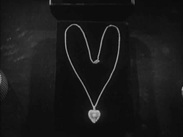heart-shaped-locket.jpg